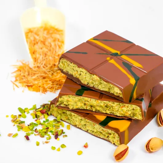 WeNatur Chocolat style Dubaï pistache, 200 g – crème pistache dubaï style chocolat, Une Expérience Gourmande Élégante aux Saveurs Exotiques et Raffinées, Inspirée du Luxe Oriental, Chocolat Chaud Chocolat Dubaï 200 g