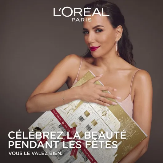 L'Oréal Paris - Calendrier de l'Avent 24 Jours - Coffret Cadeau Noël - Maquillage, Soins Visage et Cheveux - 24 Produits de Beauté Incontournables en Taille Réelle