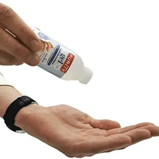 Test 50 Mini-flacons de 100ml Purity 703 : le gros stock de gel pratique pour le quotidien