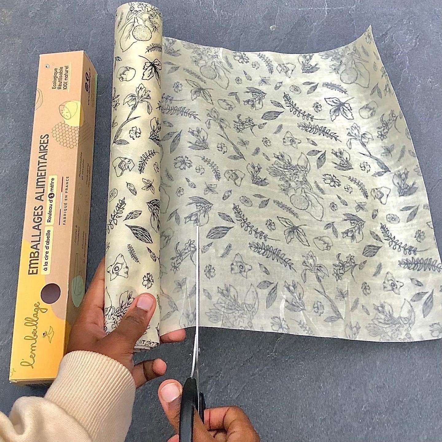 L’Embeillage®, Le Bee Wrap français - Rouleau d'1 mètre - Emballage Alimentaire réutilisable - Fabriqué en France, Bio et 100% Naturel en Cire d’Abeille